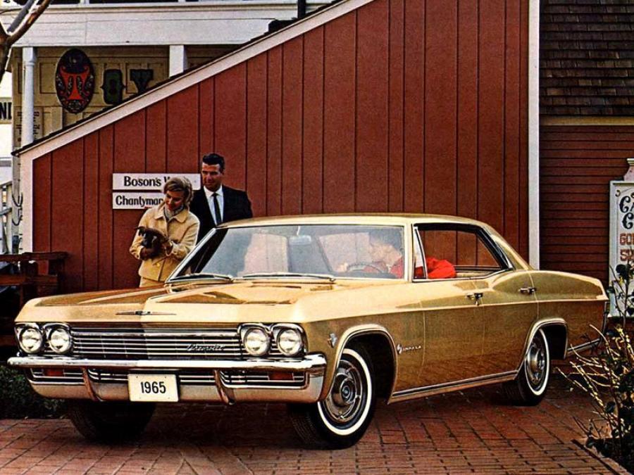 Chevrolet Impala Sport Sedan 1965 года